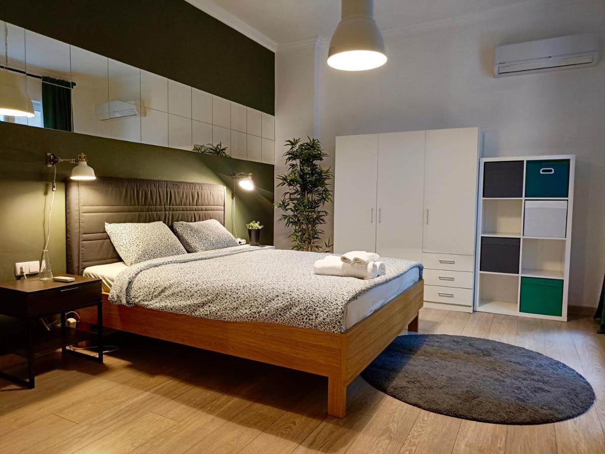 Appartement Newly Refurbished In The City Center