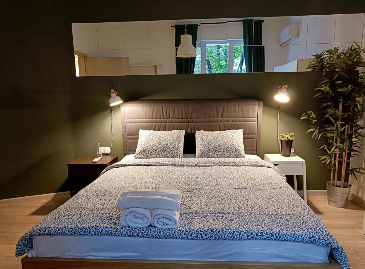 Newly Refurbished In The City Center Appartement